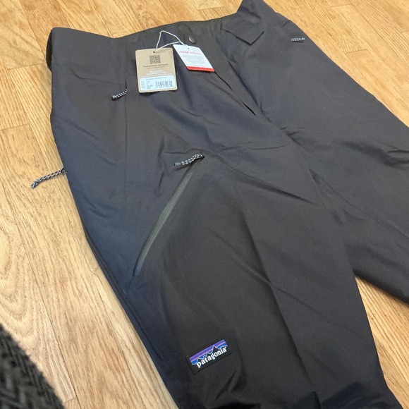 Women’s Patagonia Ski Pants-Black,  Medium/Regular - Picture 3 of 4